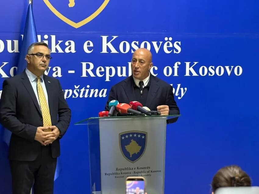 Haradinaj e quan “keqbërës patologjik” Kurtin: Po punon që ta zhbëjë Kosovën
