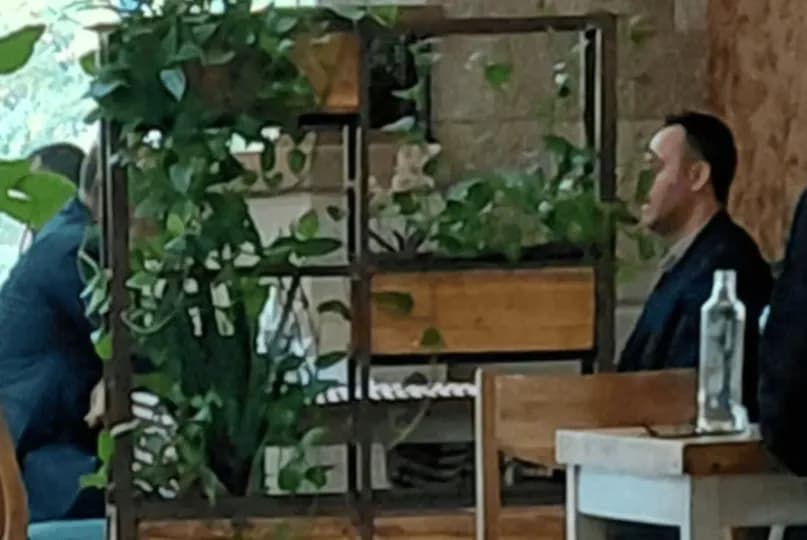 Para pak ditësh Hamza e Kurti, tash takohen edhe Hoxhaj me Konjufcën