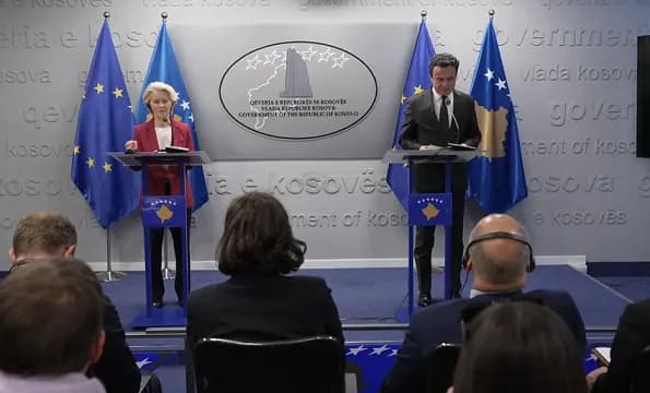 Von der Leyen e ndan në “X” mesazhin kryesor që e la teksa fliste në konferencë me Kurtin