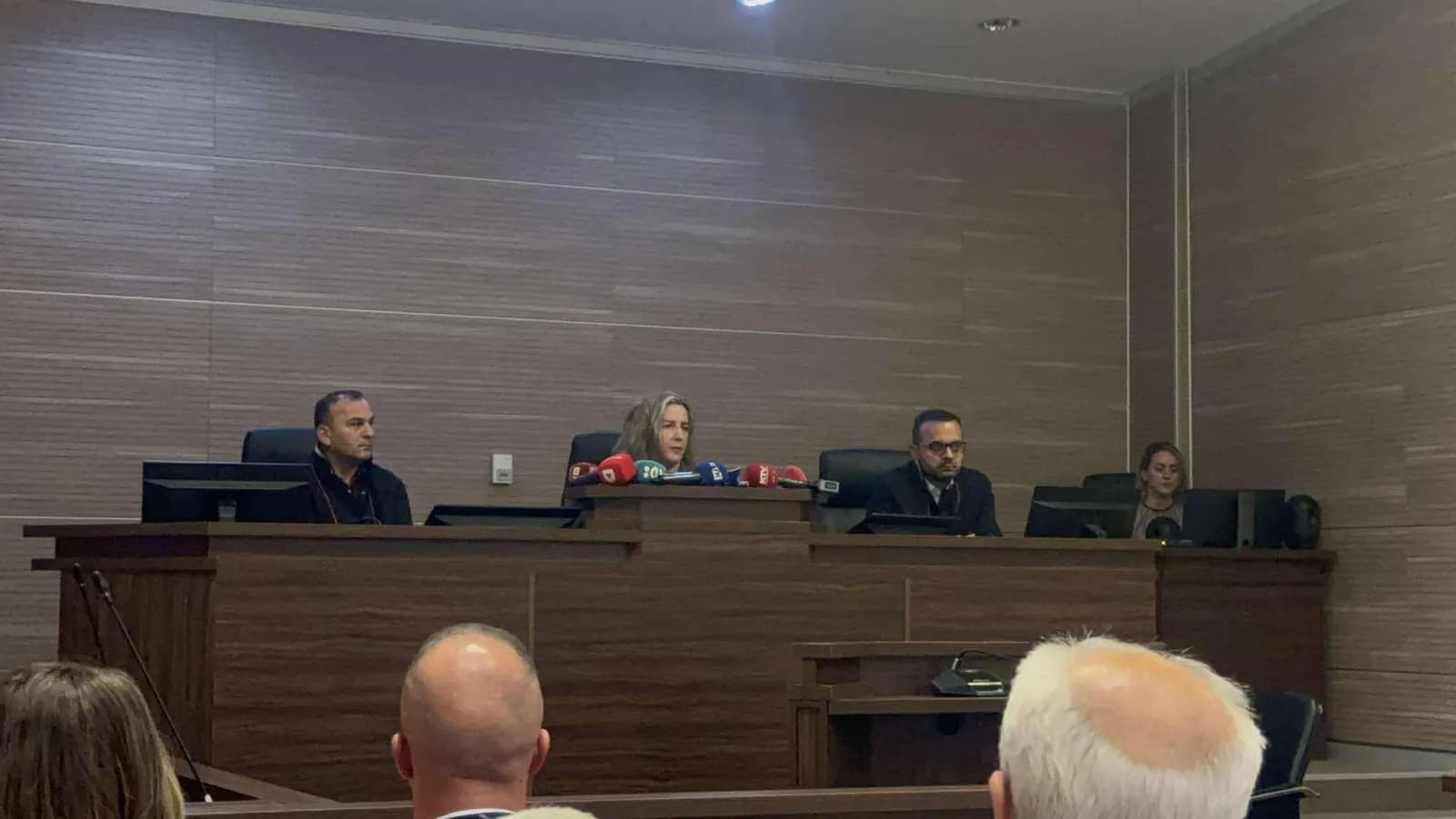 Tre persona arrestohen për sulmin ndaj këngëtarit Shpat Kasapi