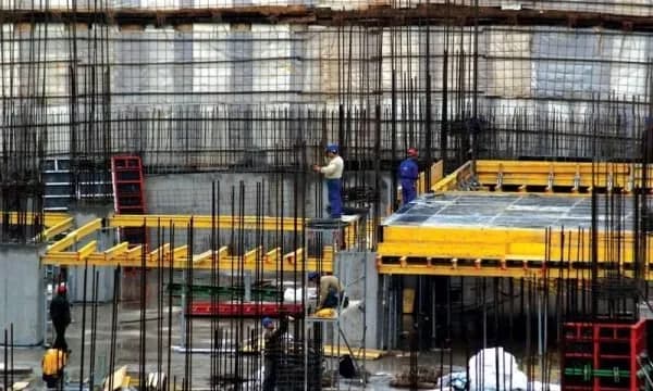 AKB: 9 miliardë euro të diasporës janë futur në banesa, kapital i vdekur për ekonominë e Kosovës