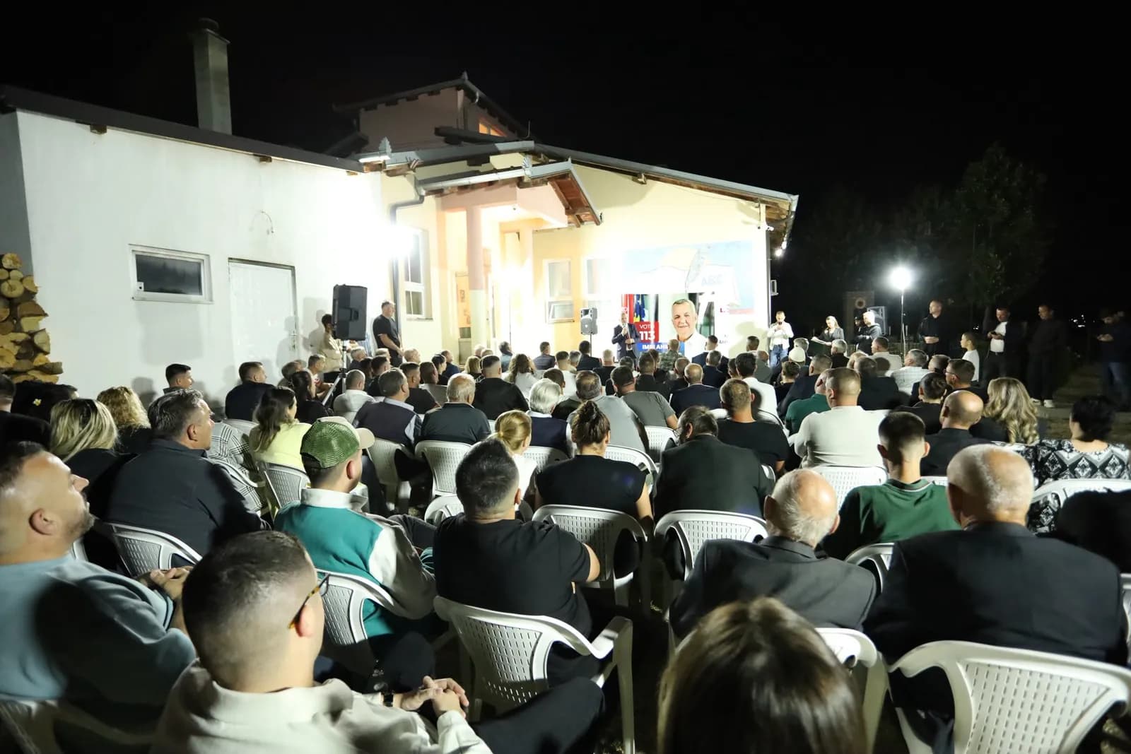 Baica me pjesëmarrje masive në përkrahje të Imri Ahmetit: I premton banorëve shkollë të re e projekte infrastrukturore