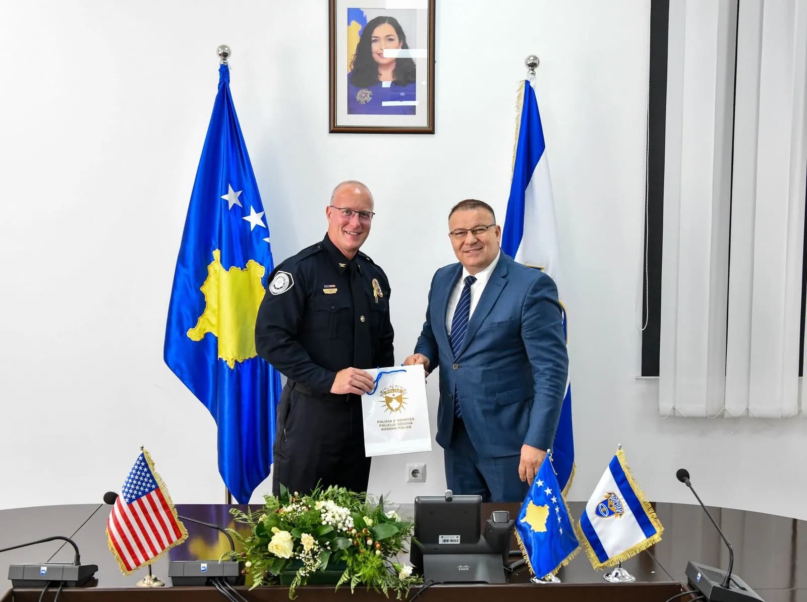 Drejtori i Policisë së Kosovës priti për vizitë zyrtare përfaqësues nga IOWA