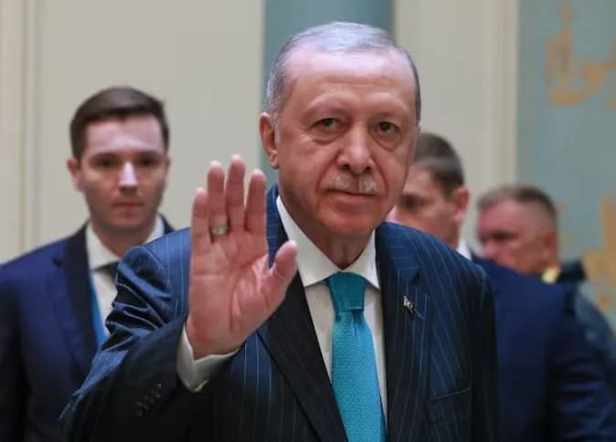 Erdogan thotë se Putin dhe Zelensky “nuk janë ende gati” për takim ballë për ballë mbi luftën