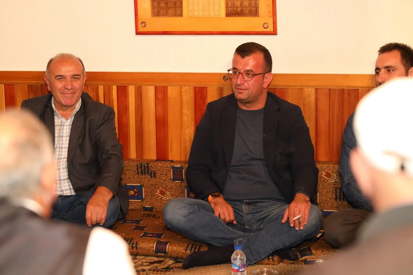 Ferati pas takimit me familjen Sadikaj e Gashi: Jemi këtu për zhvillimin e fshatrave tuaja dhe për të ardhmen tonë të përbashkët