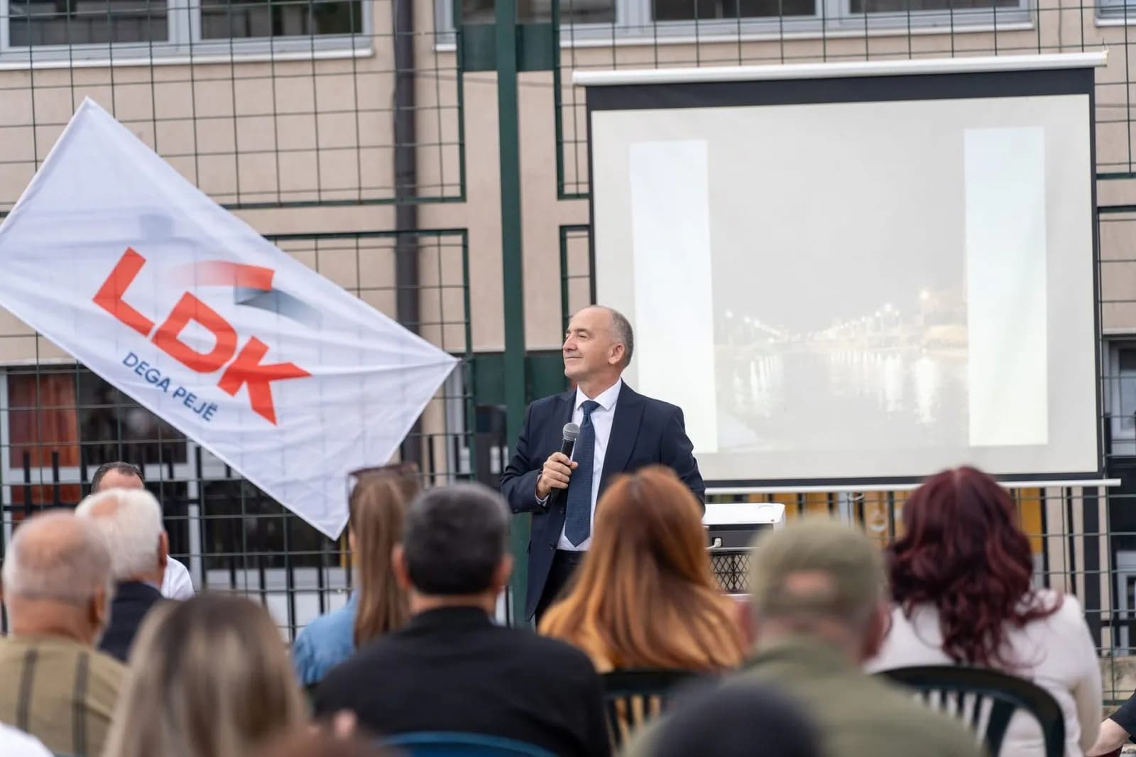 Gazmend Muhaxheri: Peja është e bashkuar dhe e fortë sepse mbështetet te qytetarët e saj