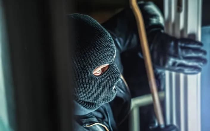 Hajnat vjedhin një pistoletë me 115 fishekë në Kaçanik