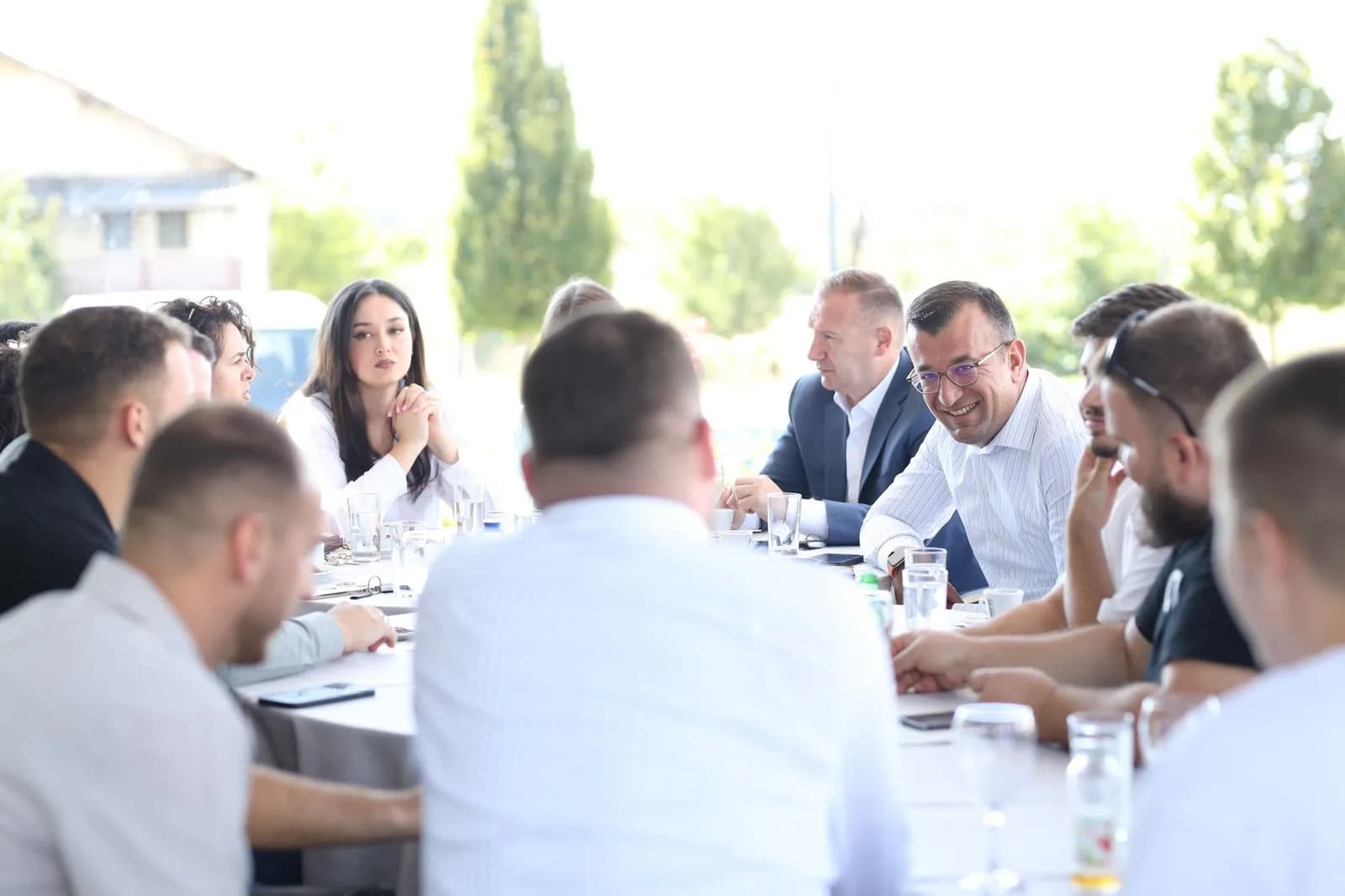 Ilir Ferati e Armend Zemaj nisin ditën me të rinjtë në Banjë: Rinia është energjia dhe fryma e çdo ndryshimi