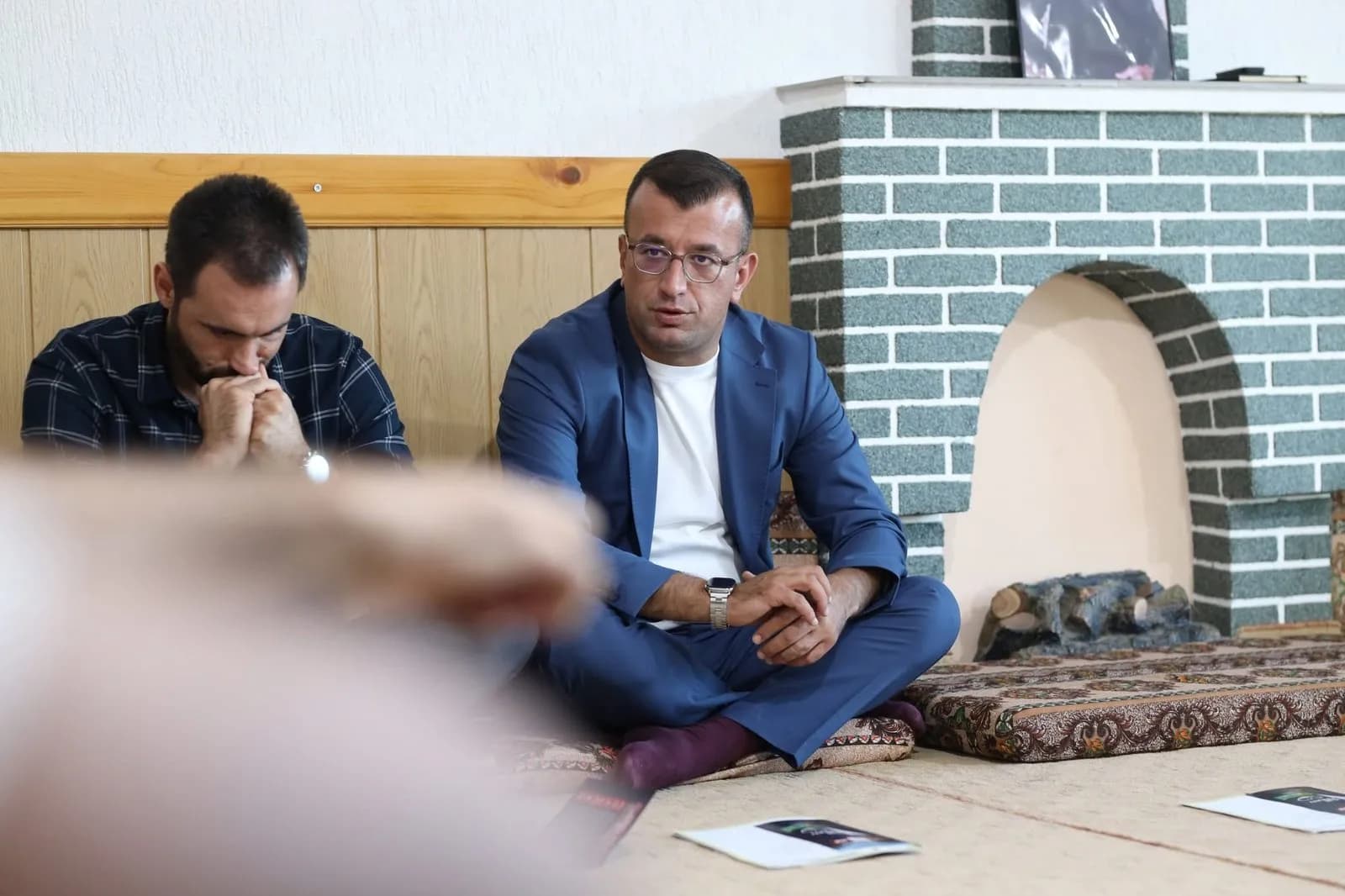 Kryetari Ferati viziton Vrellën, mirëpritet nga familja Fetahaj