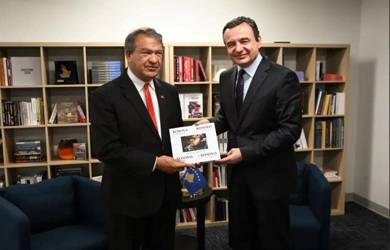 Kurti takoi kongresistin amerikan, flasin për zhvillimet e fundit në Kosovë