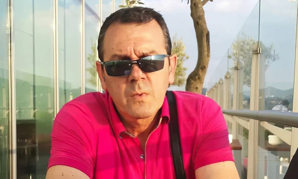 Ky është burri që bashkë me gruan i mashtronin qytetarët për rezervime të biletave, përfituan 17 mijë €