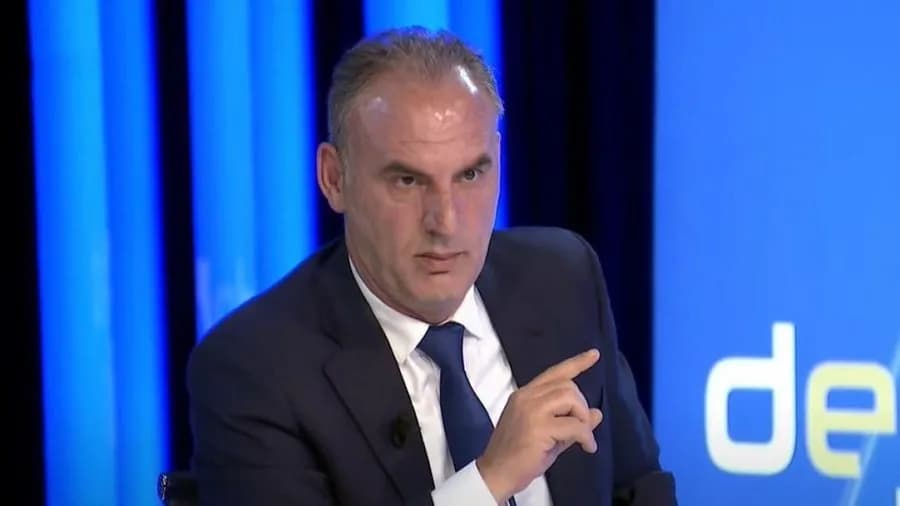 Limaj: Dimal Basha është aksident në Kuvend, s’ka marrëveshje me VV-në derisa është ai