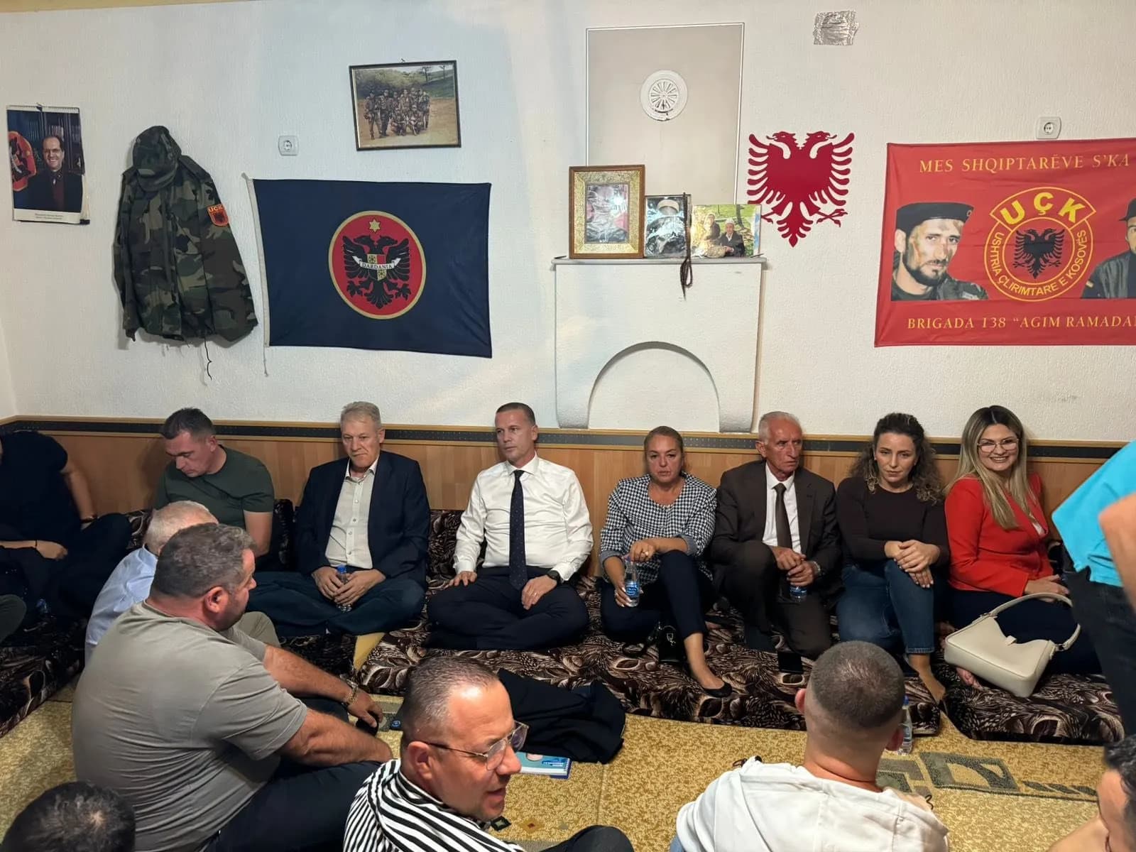 Mushkolaj viziton Dubovikun, qytetarët dëshmojnë mbështetjen e fuqishme për kandidatin e LDK-së për Deçanin