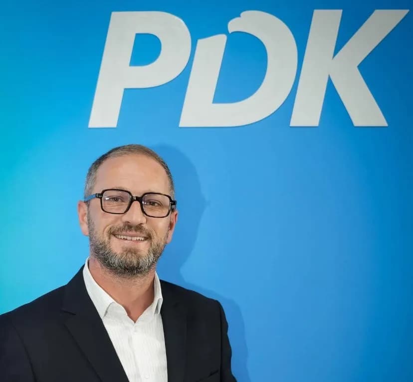 Petrit Hajdari reagon ashpër: “Milionat për Kryetarin, varfëri për qytetarin – ftoj Prokurorinë të nisë urgjentisht hetimet!”