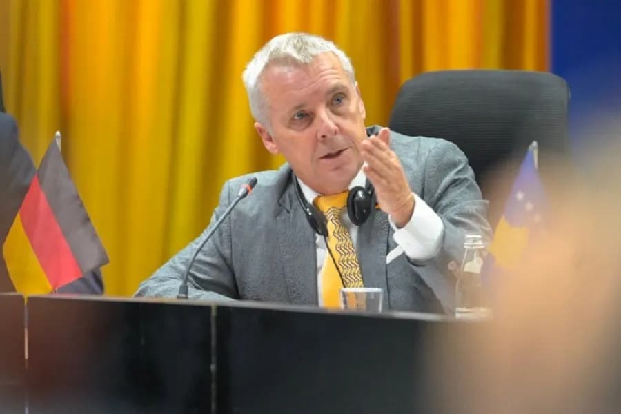 Rohde: Kosova duhet të tregojë seriozitet për detyrimet në dialog, të nisë zbatimin e Asociacionit