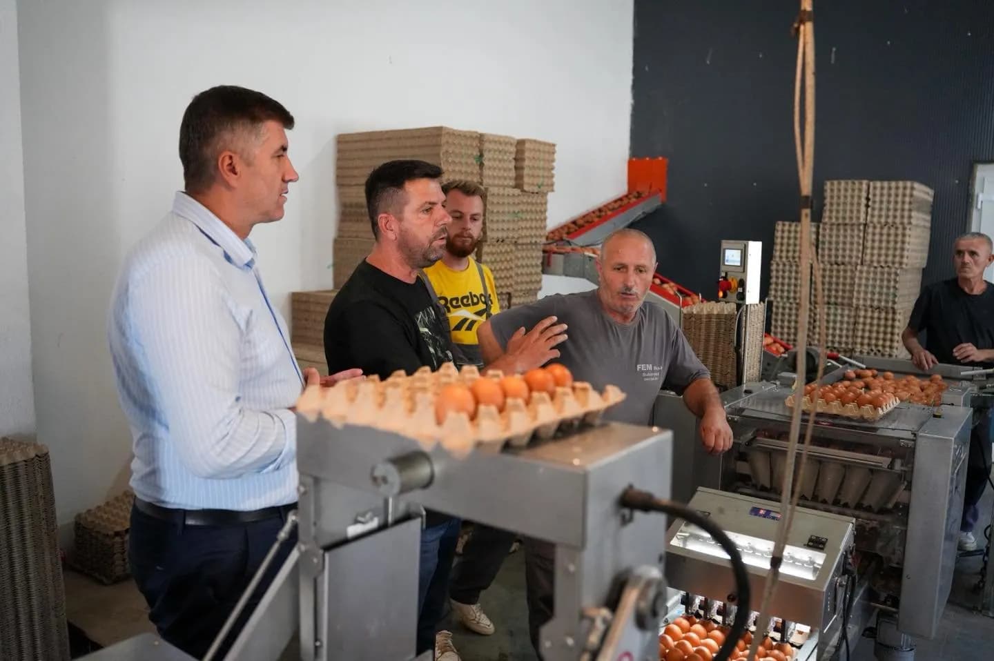 Shala viziton fermën “FEM Farm”: LDK ka prioritet mbështetjen e bujqësisë dhe blegtorisë, me theks të veçantë për fermat prodhuese