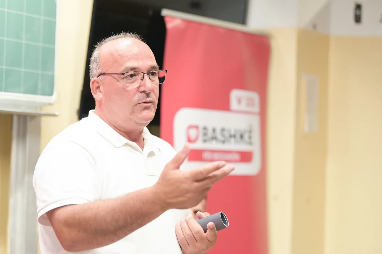 Super lajm për qytetarët e Podujevës, njofton Bulliqi: Nga nesër Poliklinikës Specialistike i shtohen 15 shërbime specialistike