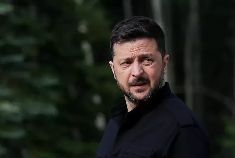 Zelenskyy: Rusia lëshoi 500 dronë dhe mbi 40 raketa gjatë natës në Ukrainë