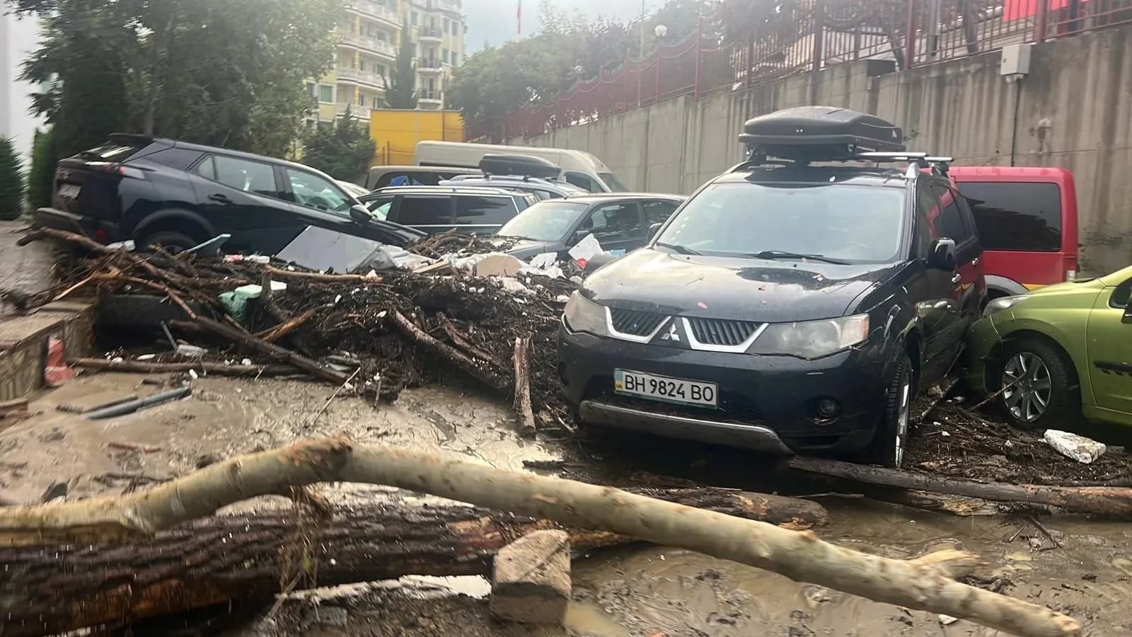 Çdo gjë në ujë, pamje nga përmbytjet masive nga reshjet e dendura të shiut në Bullgari