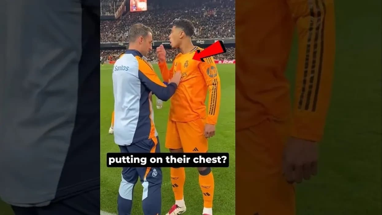Çfarë është substanca që futbollistët e lyejnë në gjoks para ndeshjeve?