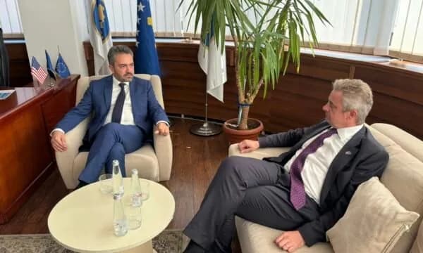 Hargreves në KQZ, shpalos pritjet e tij për të dielën, tregon për ndihmën kibernetike që ka ofruar vendi i tij për mbarëvajtjen e zgjedhjeve