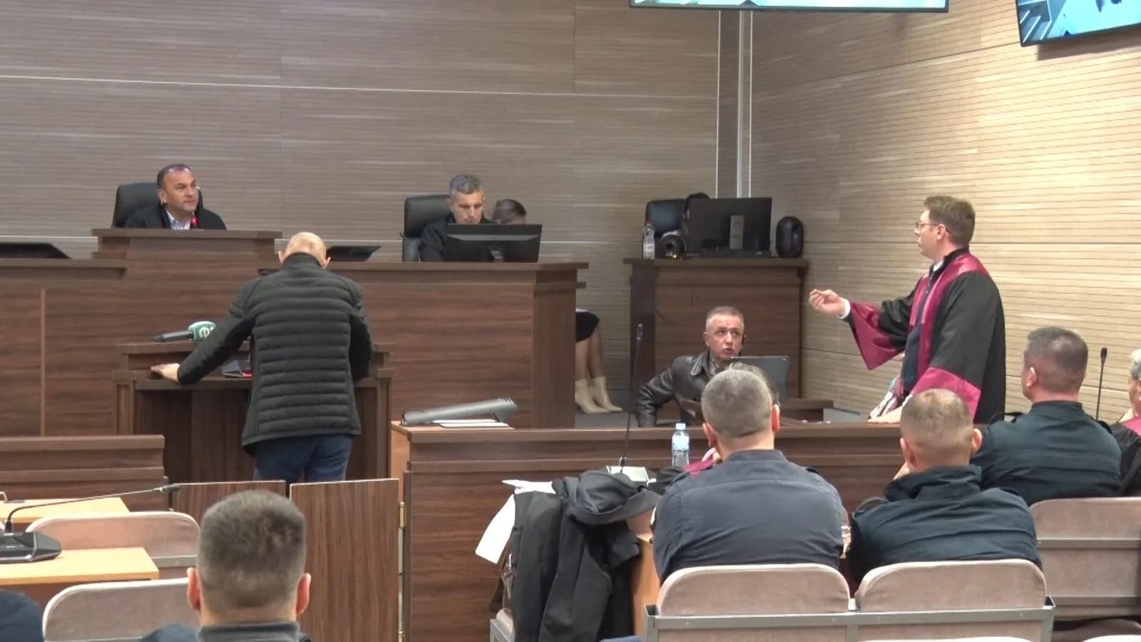 Mbahet nesër seanca gjyqësore ndaj Zoran Kostiq, i akuzuar për krime lufte