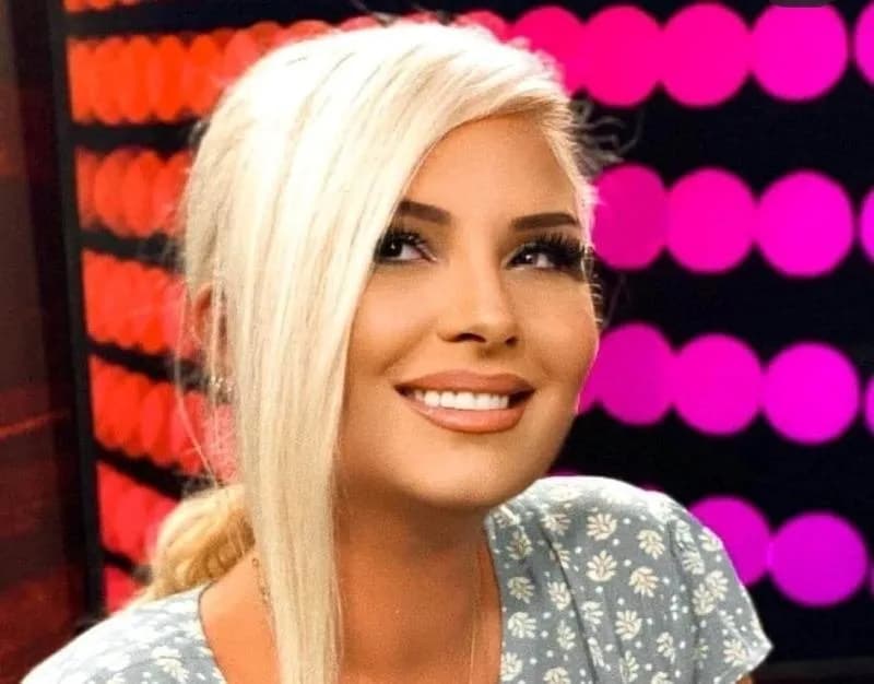Mihrija; Remzije Osmanin e kisha bë kryetare të komunës së Suharekës