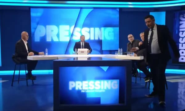Momenti kur Valon Syla e lëshon studion pas debatit me Ramiz Lladrovcin