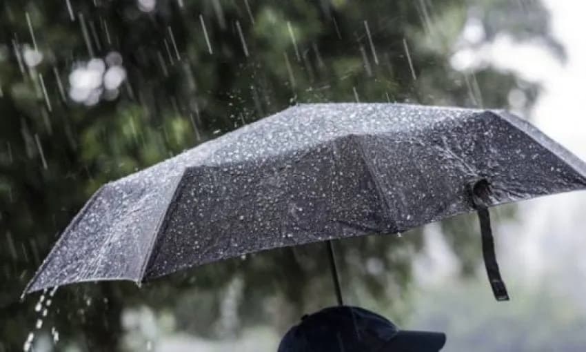 Parashikimi i motit për javën tjetër: Në viset e ulëta shi, në male borë