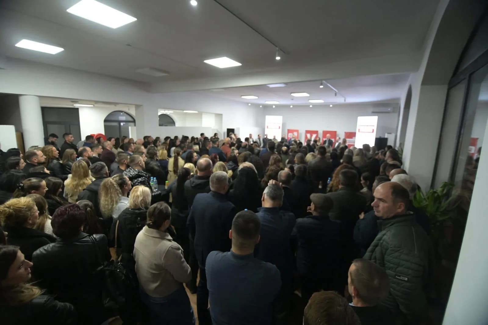 Tubim madhështor në Podujevë, mbështetje e fuqishme nga mësimdhënësit për Shpejtim Bulliqin