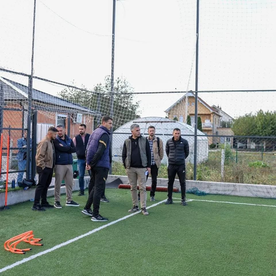 Xhafer Tahiri viziton FC Viciana: Mbështetje për të rinjtë dhe sportin në Vushtrri
