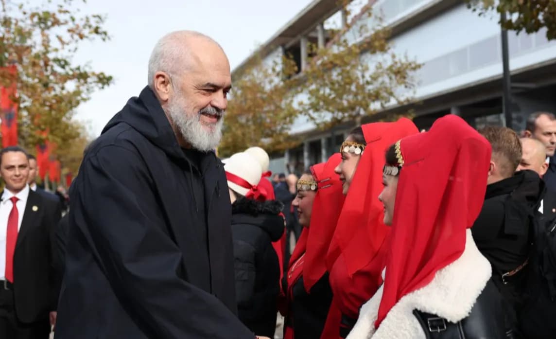 29 Nëntori, Rama uron 81 vjetorin e çlirimit të Shqipërisë