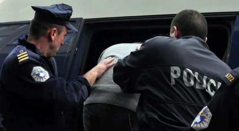 Arrestohen pesë persona në Gjakovë për gjueti të paligjshme, iu sekuestrohen armë e fishekë