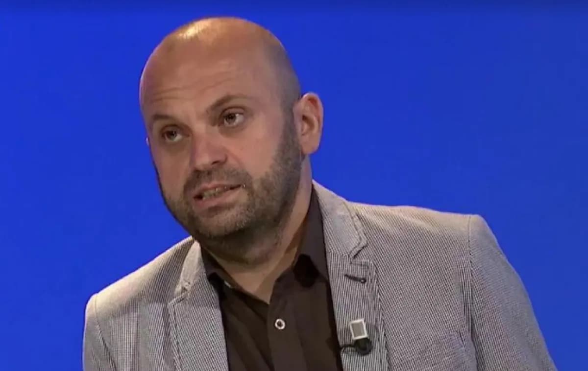 “Çdo veprim i Kurtit lidhet edhe me fatin e presidentes pas mandatit”, thotë Mushkolaj