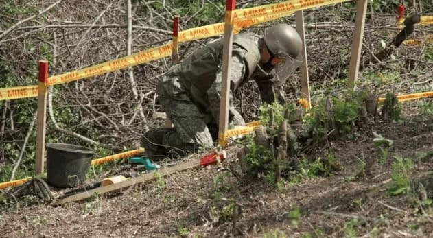 Gjendet shok bombë në shtëpinë e ferizajasit, aktivizohet njësia e deminimit