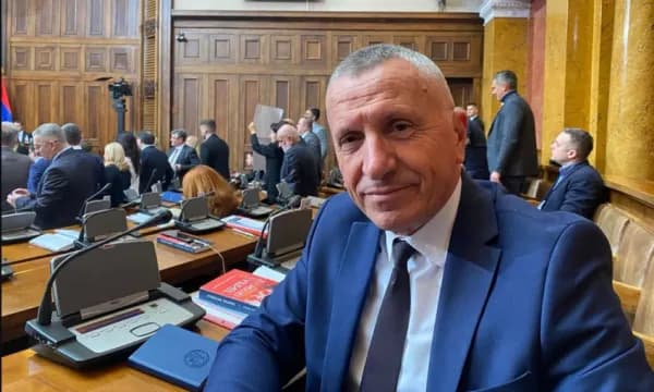 Kamberi kritikon ashpër Serbinë për bllokimin e Fondit të Kosovës për Luginën e Preshevës