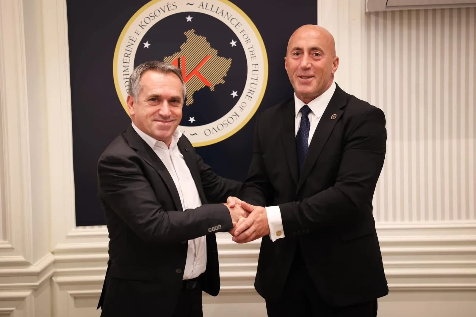 “Kur hapim çeshmën dhe kemi ujë, kemi shpresë”, Mumin Morina i bashkohet AAK-së