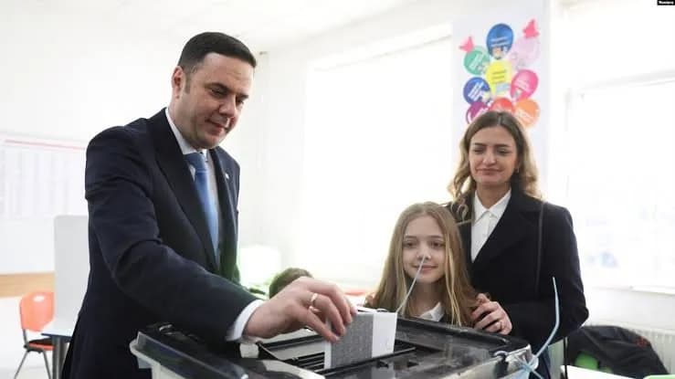 LDK me njoftim: Këtu do të votojë Abdixhiku dhe kandidatët e LDK-së për komunat