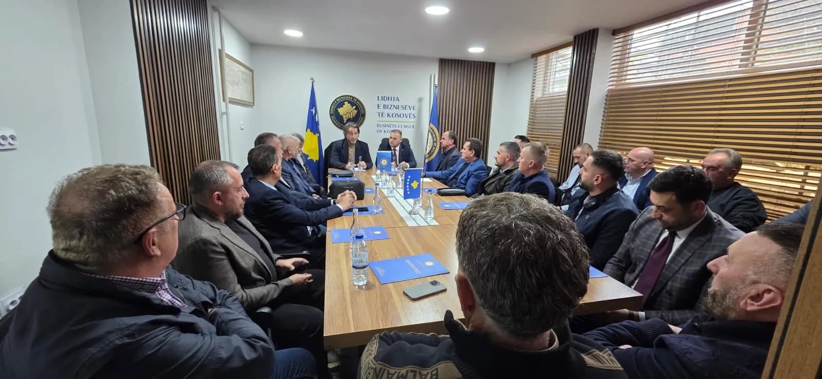 Rama takohet me zyrtarët e Lidhjes së Biznesëve të Kosovës