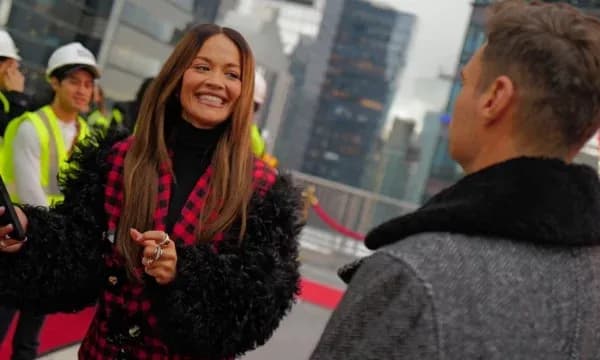Rita Ora: Prindërit e mi ikën nga Kosova për shkak të përndjekjes ndaj shqiptarëve