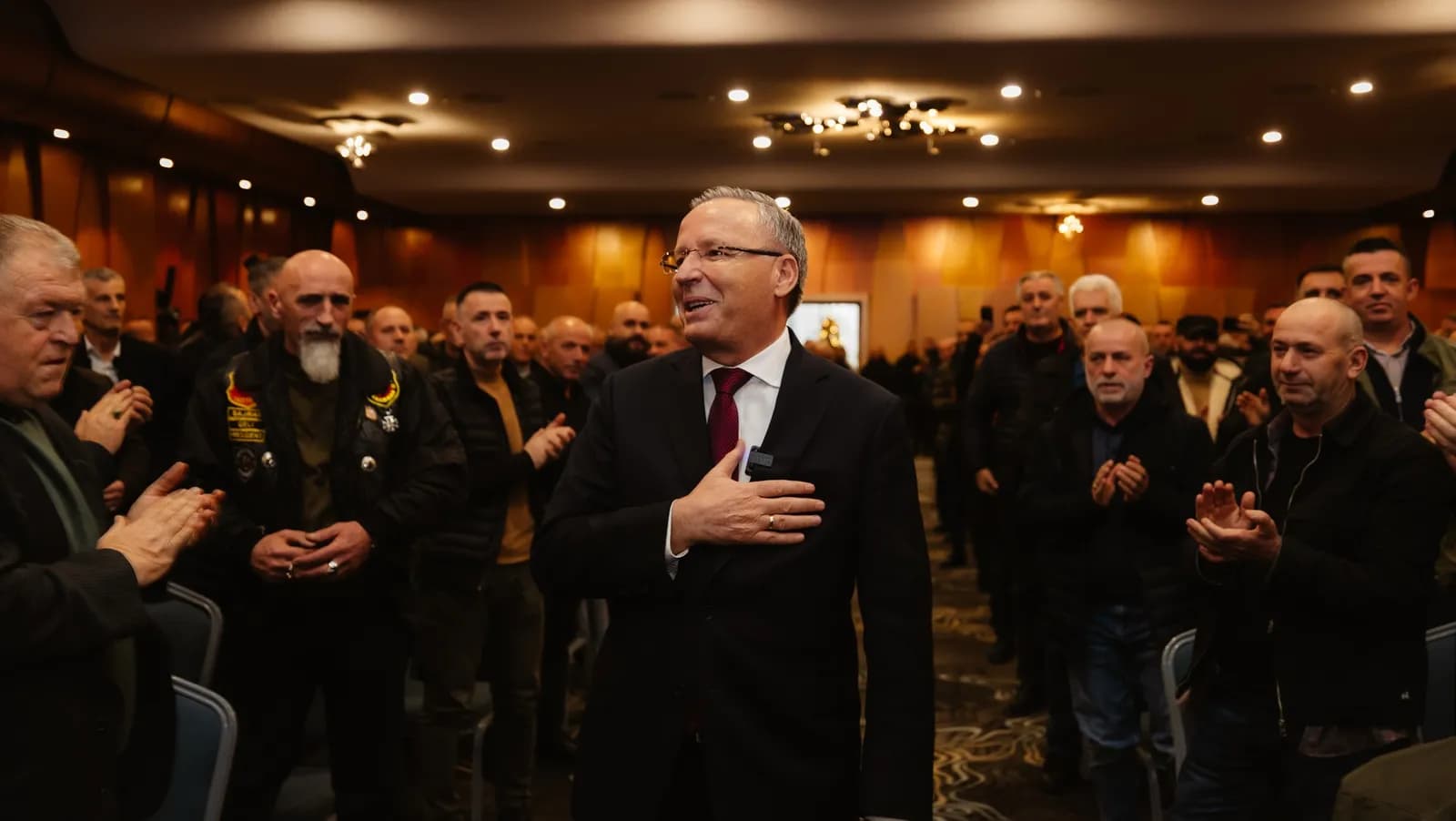 Bedri Hamza e nis sot fushatën, mban tubim në Prizren