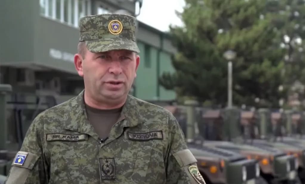 Gjenerali Rama: Çdo ditë mesatarisht dy ushtarë po e braktisin uniformën e FSK-së, së fundi edhe një oficer që u shkollua në Amerikë