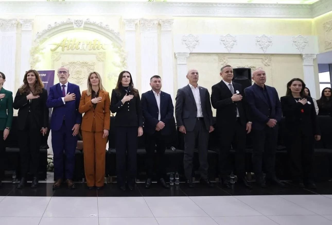 Gratë e Drenicës në mbështetje të Xhevahir Gecit: Jeni forca jonë