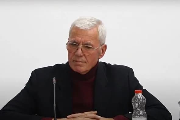 Kurteshi kërkon fletëvotime më të mëdha për votuesit me vështirësi në lexim