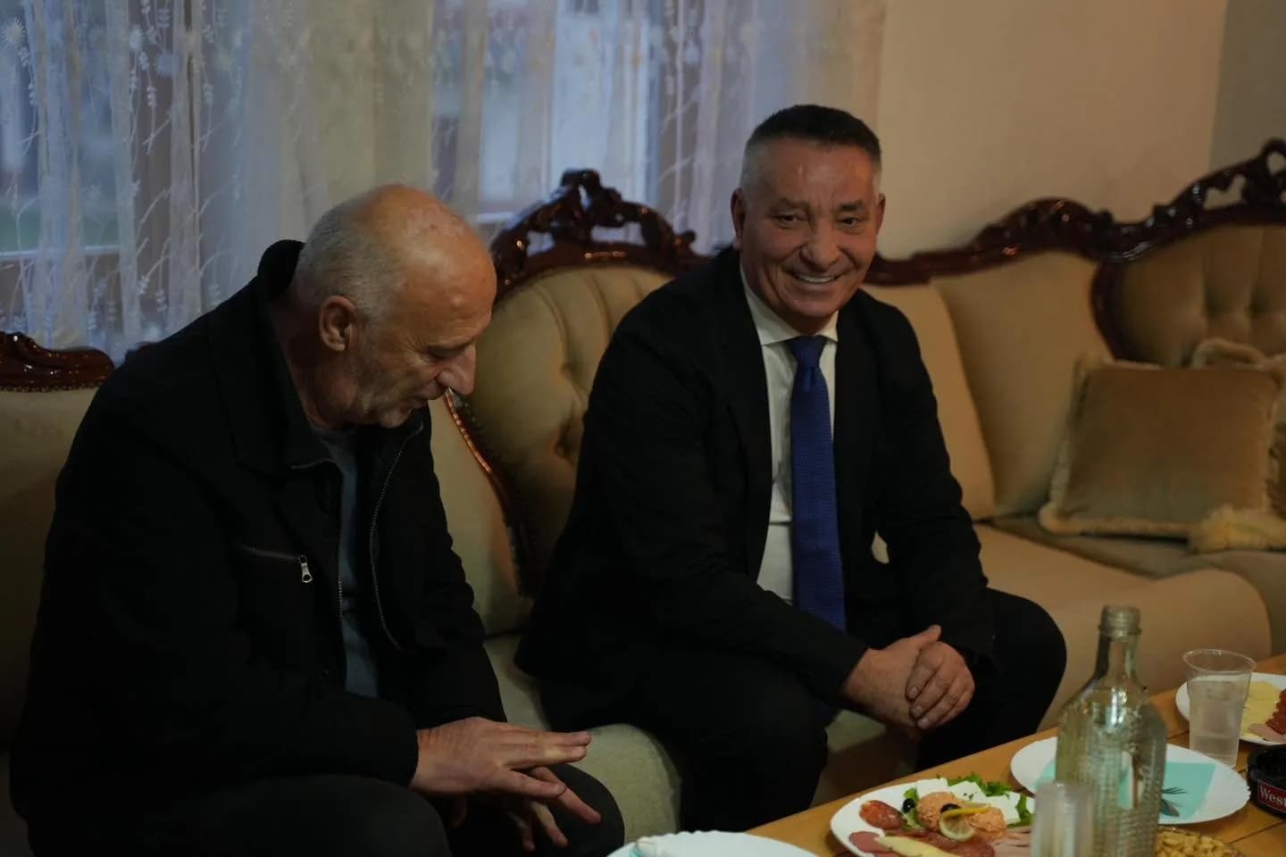 Lekaj merr përkrahje të fuqishme nga banorët e lagjes “Pjetër Bogdani” në Gjakovë