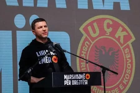 Memli Krasniqi fton shqiptarët në protestën e Shkupit në mbrojtje të çlirimtarëve në Hagë