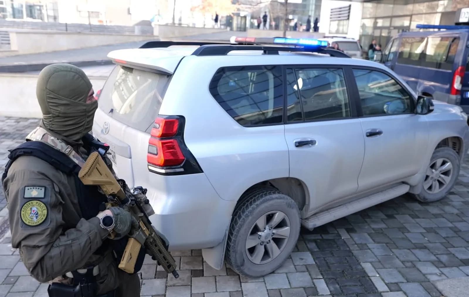 Operacion ndërkombëtar Kosovë – Suedi: Arrestohet një person për shpërlarje parash dhe mashtrim bankar