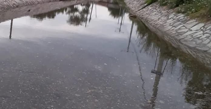 “E çojke vala djalin, ma dha Zoti fuqinë”, flet personi që e nxori nga lumi vogëlushin në Lipjan