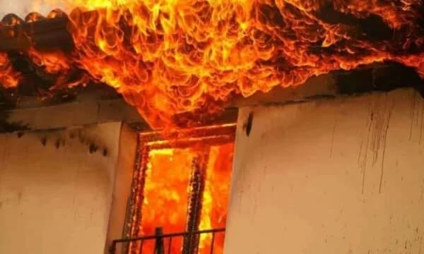 E rëndë në Malishevë: Zjarri kaplon një shtëpi, humb jetën një 53-vjeçare