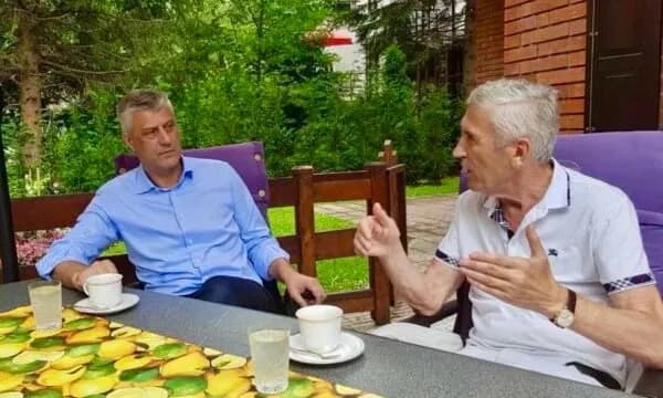 Familja Thaçi ngushëllon familjen Daci për ndarjen nga jeta të Nexhat Dacit